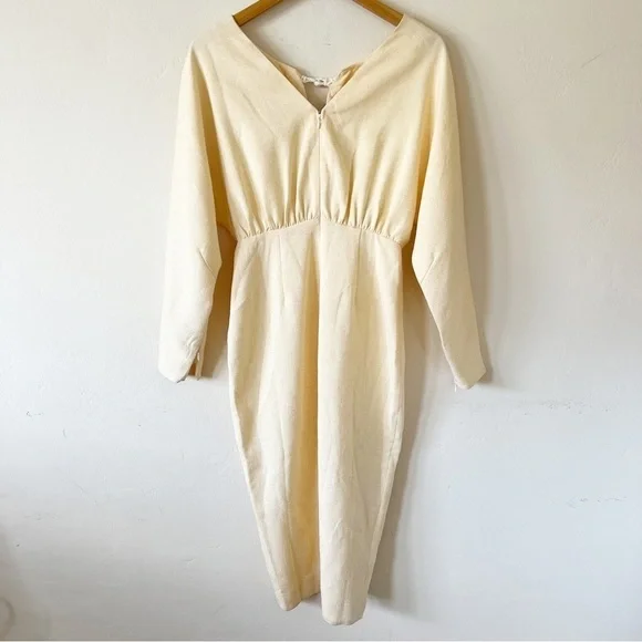 Song of Style Midi Dress - Picture 4 of 6